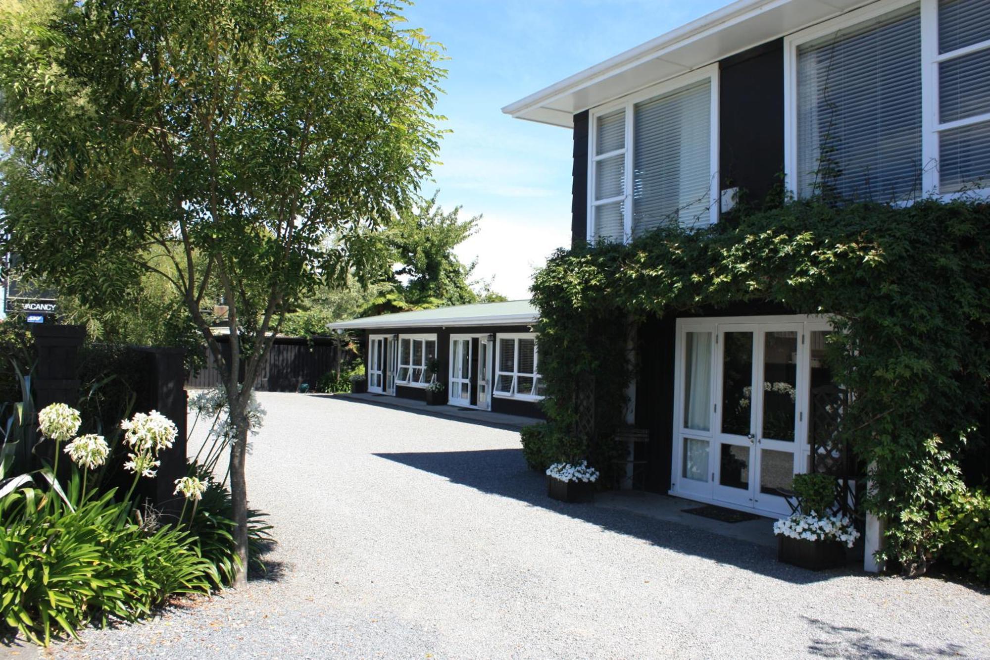 Motel The 3*